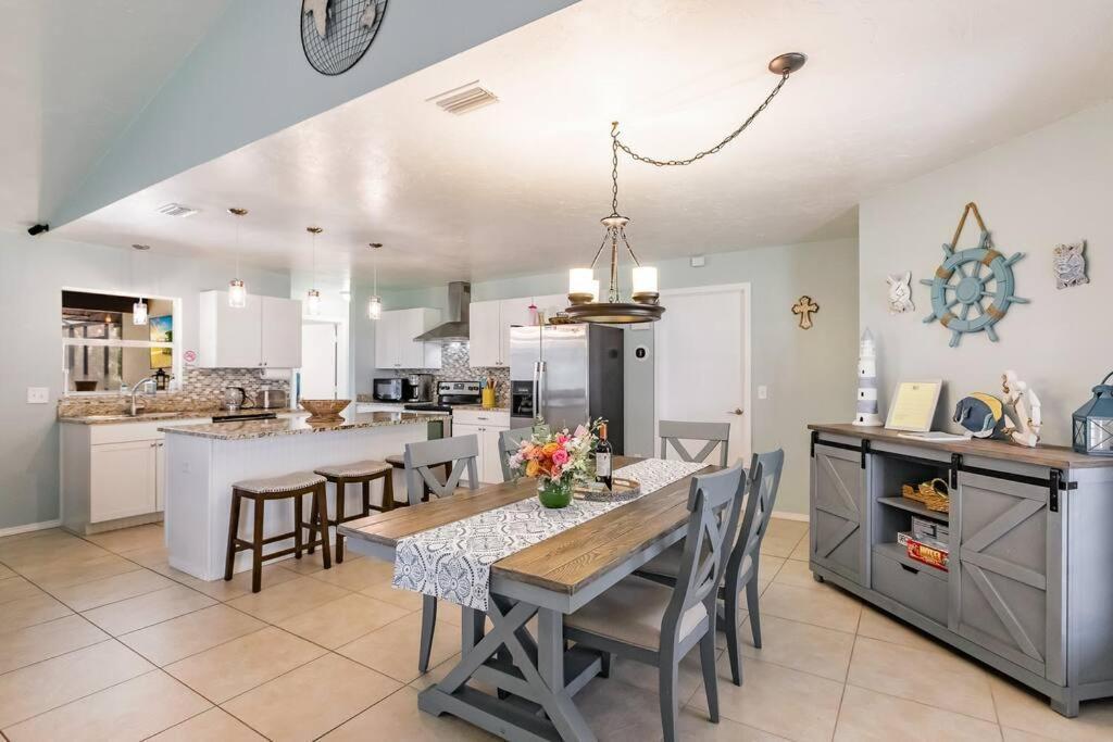 Sunny Oasis Getaway -Heated Pool-Mini Golf-Near Beach Nokomis Esterno foto